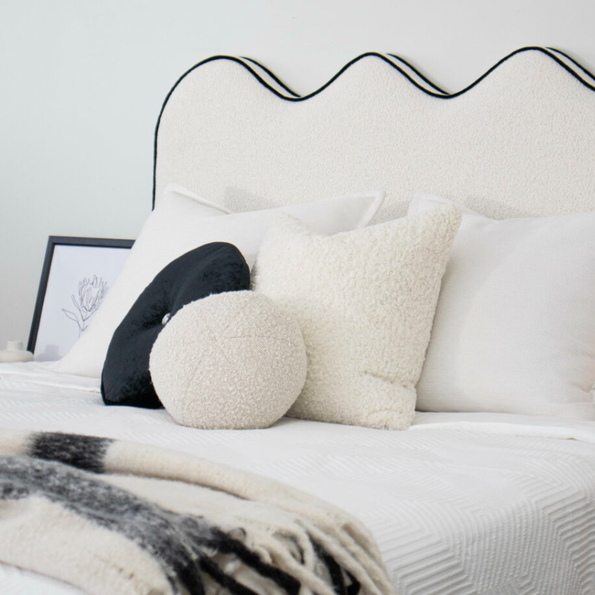 Charlotte Curvy Bed headboard - Queen