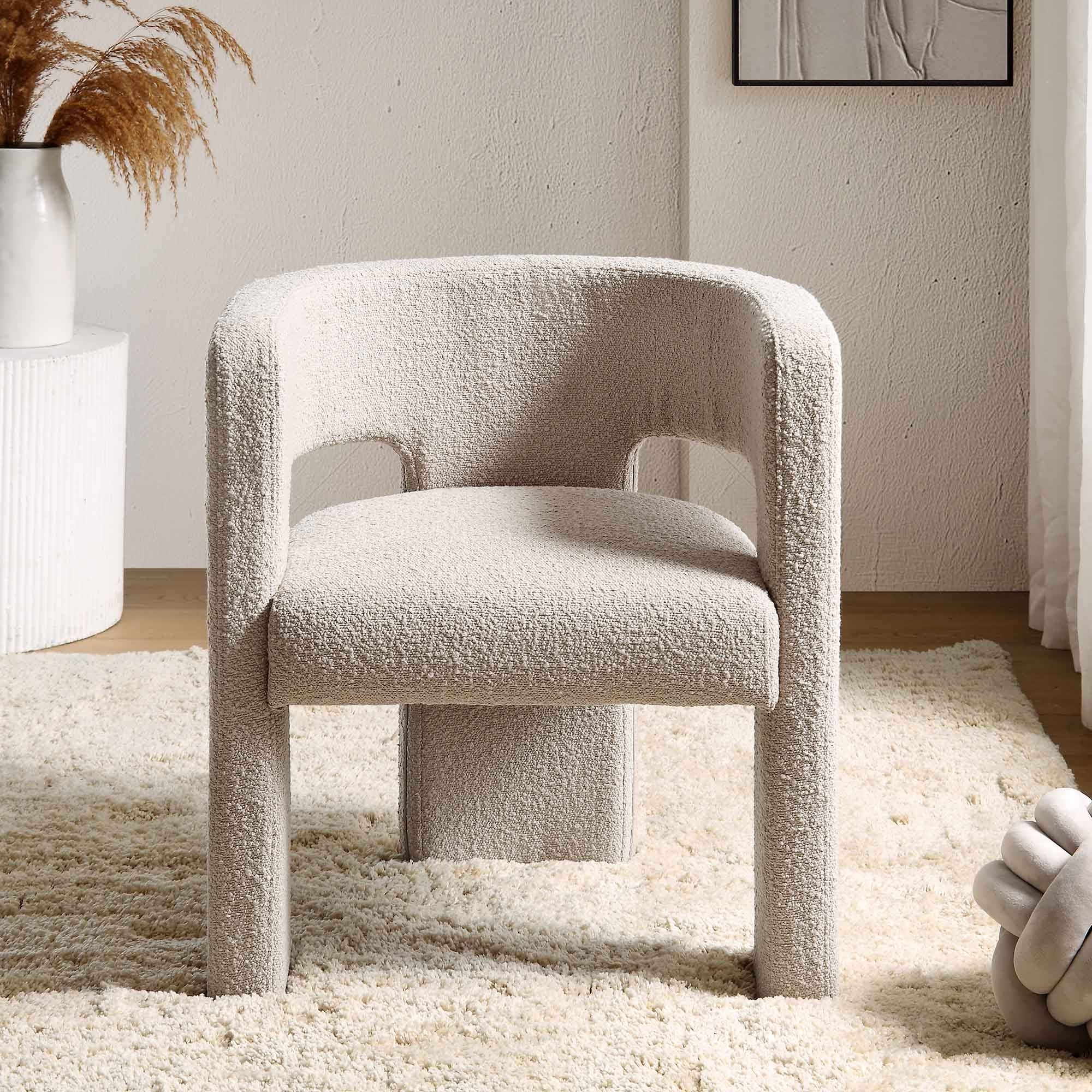 Dima boucle dining chair